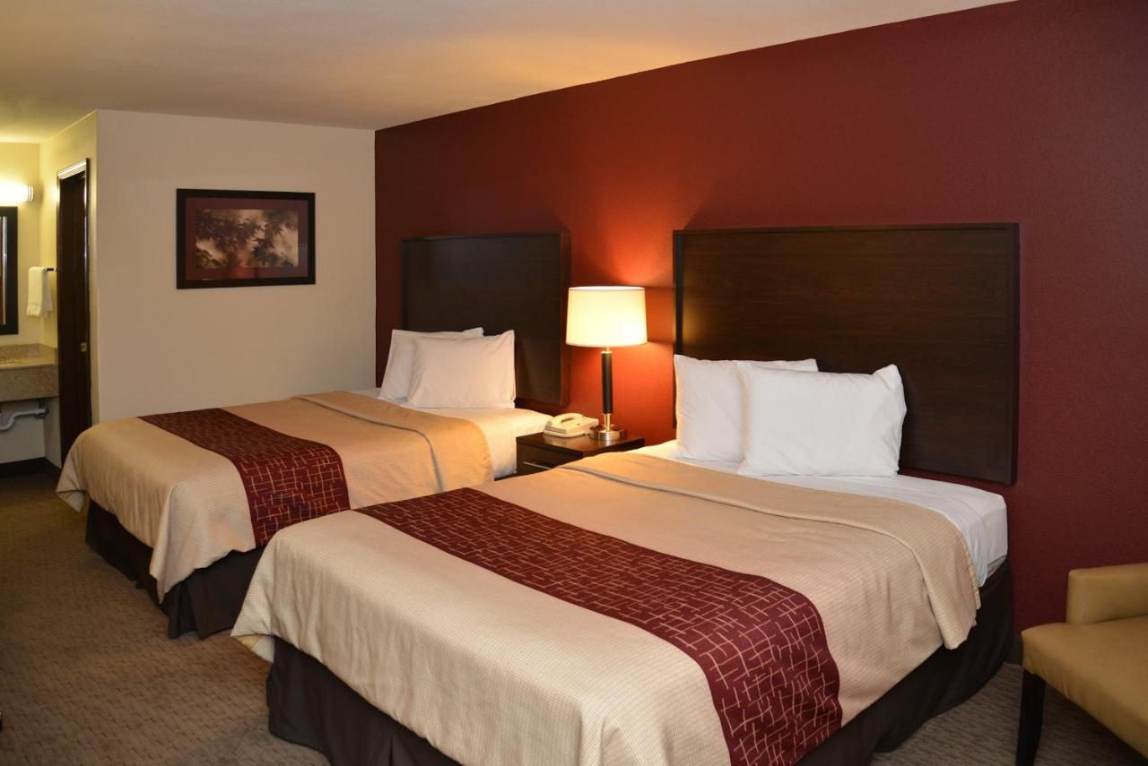 Motel Red Roof - Tennessee Tech 2*